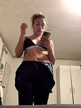 ESTRELLABERECHUCKY online show from 01/09/26, 07:48