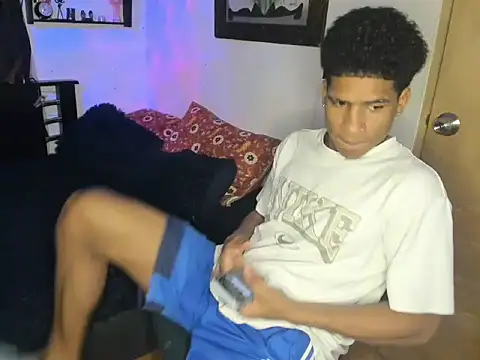 JUANBIGCOCK21CM online show from 12/02/25, 11:56