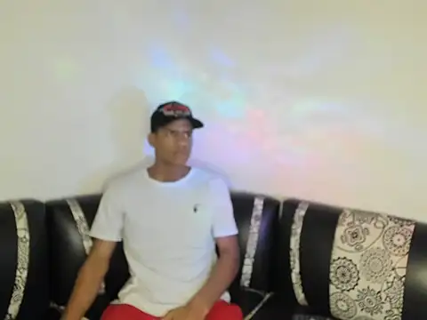 JUANBIGCOCK21CM online show from 04/28/26, 08:25