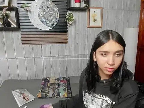 Melany 27 online show from 12/19/25, 01:40