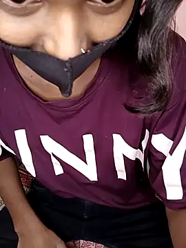 Snapshot of priyanka-rani1 chatting on 11/09/25, 05:22 priyanka-rani1 online show from 11/09/25, 05:22