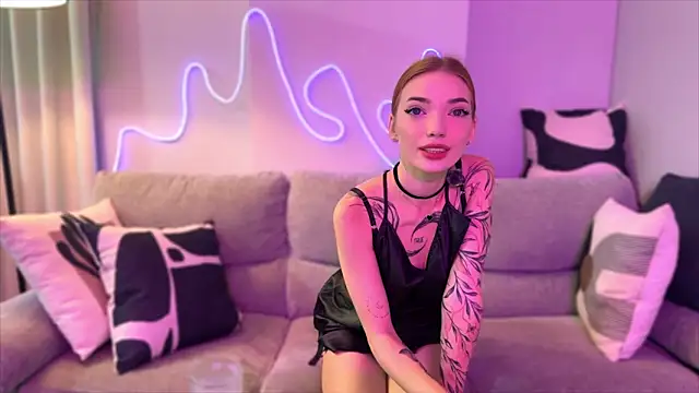 LinaaVelle online show from 03/23/26, 12:36