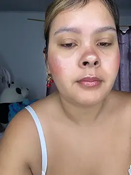 Snapshot of MelodySanz chatting on 05/18/26, 02:23 MelodySanz online show from 05/18/26, 02:23
