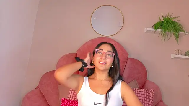 NicoletCherry   online show from 11/15/25, 07:32