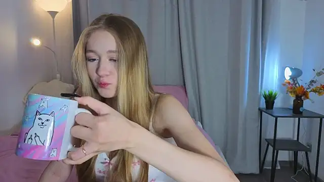 Snapshot of mybayby chatting on 12/05/25, 04:25 mybayby online show from 12/05/25, 04:25