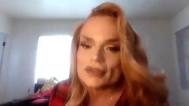 Snapshot of star_whore chatting on 01/08/26, 09:17 star whore online show from 01/08/26, 09:17