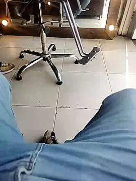 NestedReagent online show from 02/10/26, 07:40