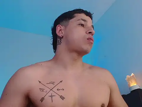 Snapshot of adam_keith chatting on 01/15/26, 02:10 adam keith online show from 01/15/26, 02:10