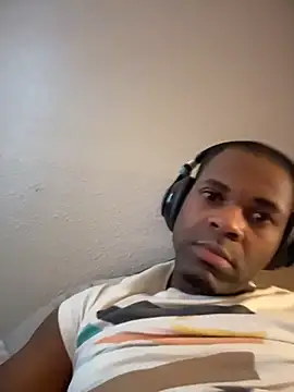 Snapshot of CrookedBeaut chatting on 01/14/26, 05:40 CrookedBeaut online show from 01/14/26, 05:40