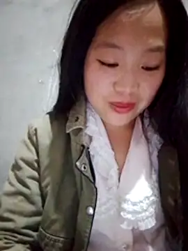 Yumiik2kk online show from 11/27/25, 11:34