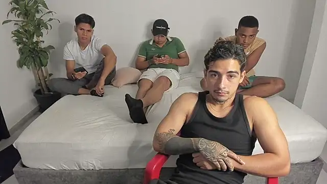 shark boy28 online show from 11/26/25, 03:18