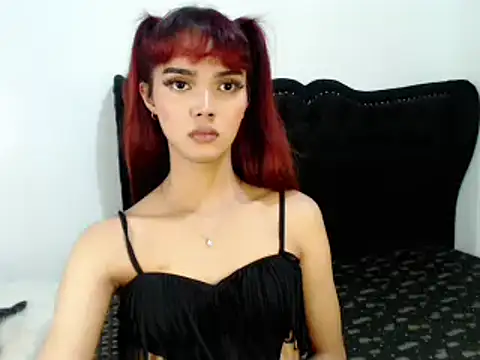 Snapshot of Goddes_Trexa chatting on 11/18/25, 02:43 Goddes Trexa online show from 11/18/25, 02:43