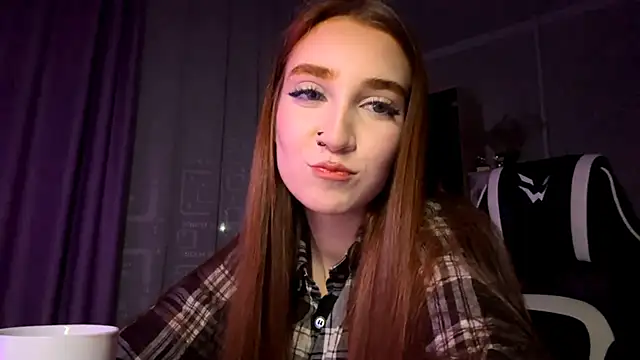 HollyPaw online show from 11/12/25, 07:46