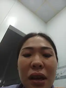 Snapshot of -Arabella- chatting on 07/08/26, 12:15 -Arabella- online show from 07/08/26, 12:15