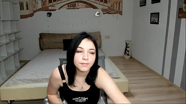 Snapshot of DianaOlsens chatting on 11/11/25, 01:55 DianaOlsens online show from 11/11/25, 01:55