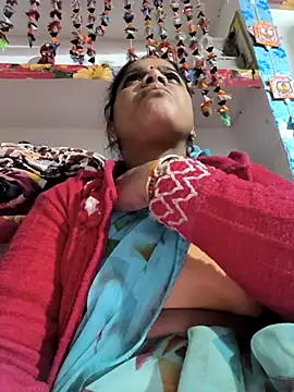 Hot suini online show from 02/12/26, 02:23