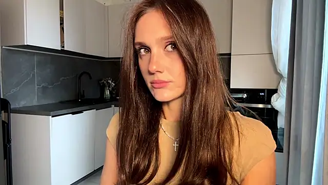 MagdaLavezzo online show from 11/19/25, 08:03