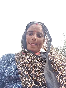 Quin love143 online show from 12/22/25, 09:06