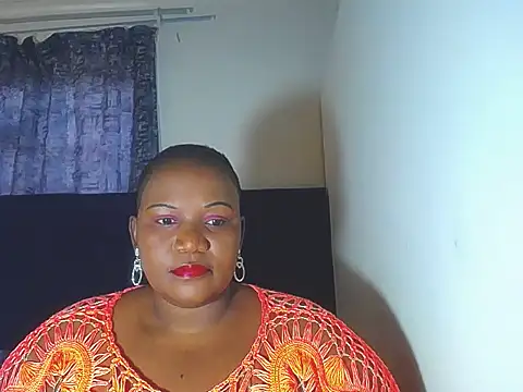 Snapshot of BMWWWXXX chatting on 11/18/25, 07:57 BMWWWXXX online show from 11/18/25, 07:57