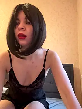 Snapshot of LilxSar chatting on 12/14/25, 07:14 LilxSar online show from 12/14/25, 07:14