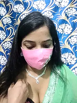 Honeya96 online show from 12/19/25, 06:53