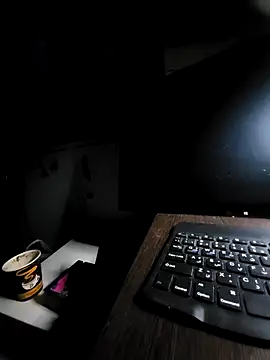 Saddamzaid1985 online show from 04/14/26, 09:32