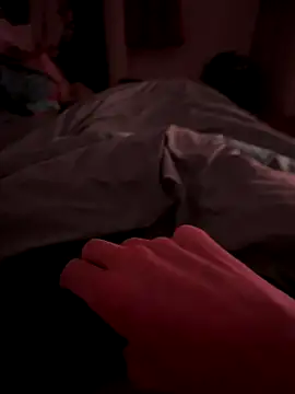 Snapshot of groschibre40100 chatting on 11/15/25, 09:11 groschibre40100 online show from 11/15/25, 09:11