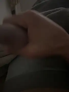 groschibre40100 online show from 04/26/26, 09:23