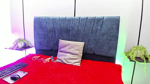Victoriaa Anderson online show from 07/01/26, 12:40