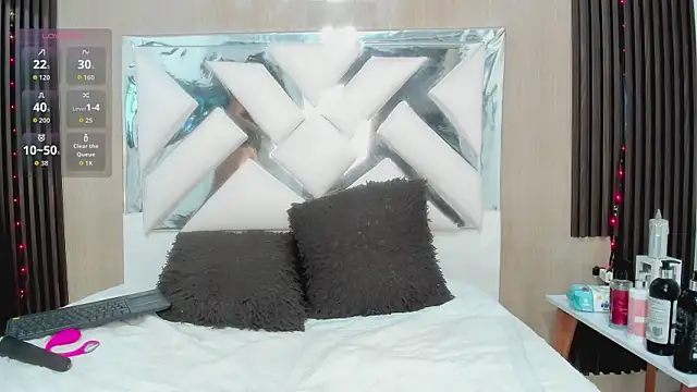 Snapshot of miiaferrer chatting on 01/08/26, 01:24 miiaferrer online show from 01/08/26, 01:24