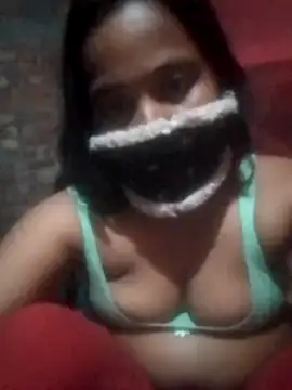 Snapshot of jacka_305 chatting on 11/22/25, 10:42 jacka 305 online show from 11/22/25, 10:42