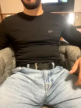 DARK0924 online show from 12/04/25, 10:57