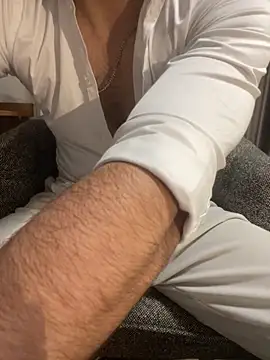 DARK0924 online show from 12/05/25, 12:47