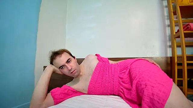 Snapshot of albertpassive chatting on 06/10/26, 05:23 albertpassive online show from 06/10/26, 05:23