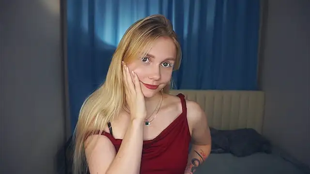 UnDesiga online show from 11/15/25, 06:26