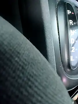 Snapshot of ggreatinbeDD68 chatting on 11/09/25, 12:31 ggreatinbeDD68 online show from 11/09/25, 12:31