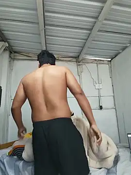 Zack1225 online show from 04/19/26, 04:17