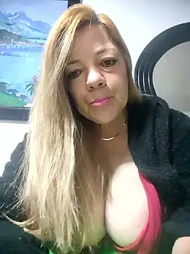 karlaanqui1 online show from 02/26/26, 10:03