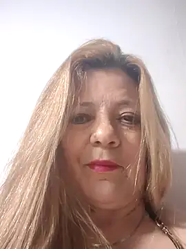 karlaanqui1 online show from 03/15/26, 09:26