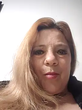 karlaanqui1 online show from 05/09/26, 10:31