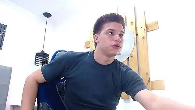 Liam York  online show from 01/11/26, 04:45