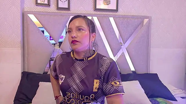 Snapshot of Sharit_Sex22 chatting on 11/14/25, 03:49 Sharit Sex22 online show from 11/14/25, 03:49