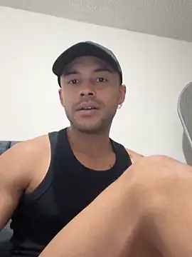 Snapshot of Naim__ chatting on 11/09/25, 04:22 Naim online show from 11/09/25, 04:22