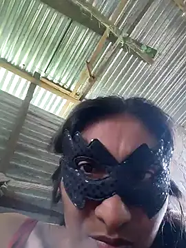 Snapshot of Uvit chatting on 04/05/26, 06:16 Uvit online show from 04/05/26, 06:16