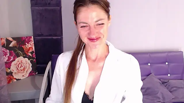 Snapshot of Katerina__Ray chatting on 07/16/26, 05:35 Katerina Ray online show from 07/16/26, 05:35