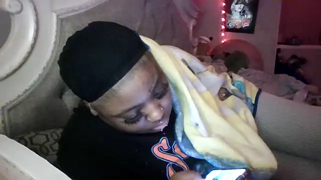 Snapshot of Dusaa_ chatting on 02/15/26, 07:51 Dusaa online show from 02/15/26, 07:51