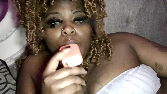 Snapshot of Dusaa_ chatting on 02/24/26, 06:55 Dusaa online show from 02/24/26, 06:55