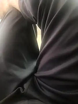 Snapshot of hyderabad_single chatting on 11/22/25, 08:02 hyderabad single online show from 11/22/25, 08:02