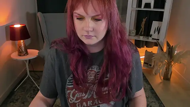 Snapshot of stellasunfield chatting on 11/11/25, 03:23 stellasunfield online show from 11/11/25, 03:23