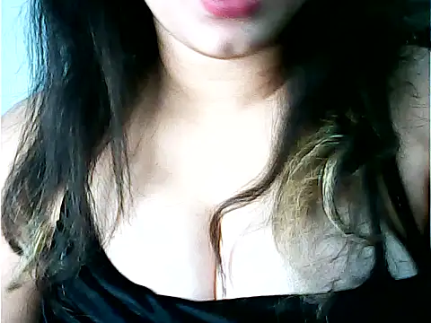 shreya saxena 01 online show from 11/27/25, 06:37